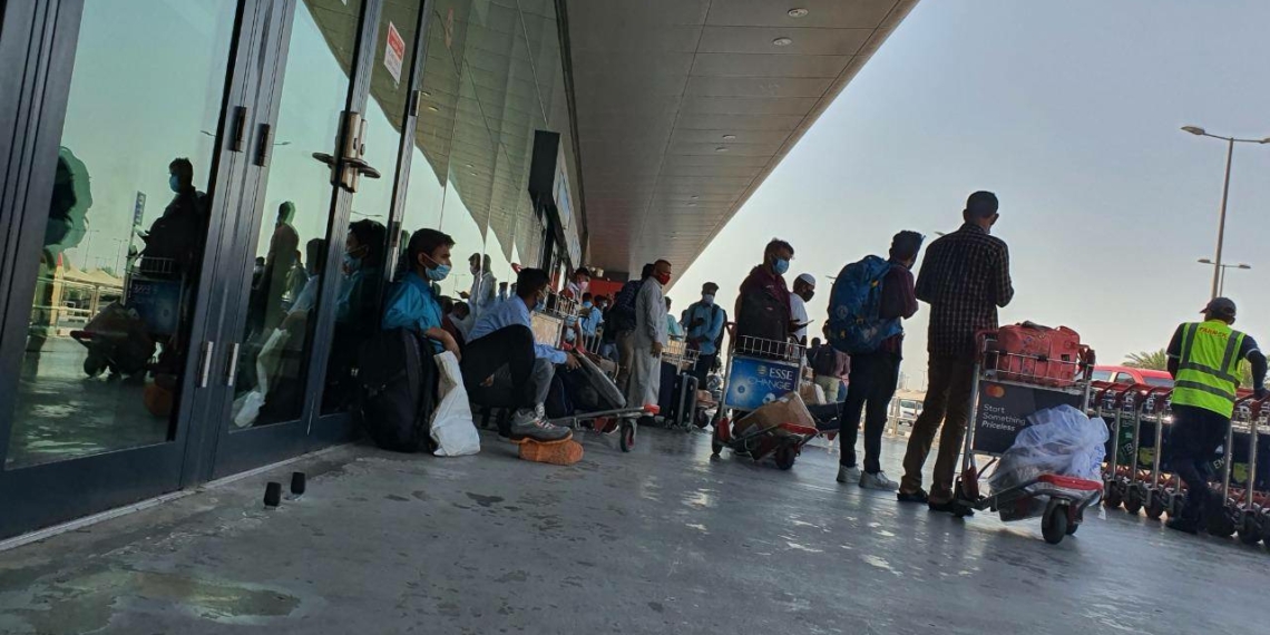 Covid 19 Mad rush at Dubai airport ahead of India flights - Travel News, Insights & Resources.