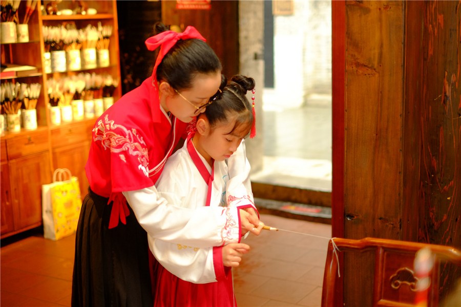 Experience Centers Breathe New Life Into Fading Cultural Heritage China Tourism