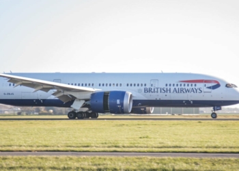 British Airways 787 Dreamliner collapses as nose gear gives way - Travel News, Insights & Resources.