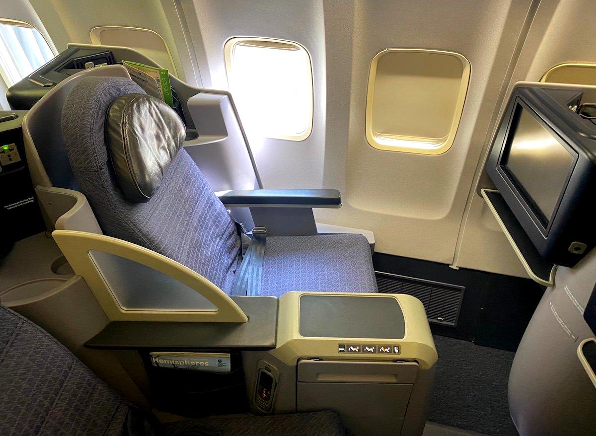 United 757 Business Class - Travel News, Insights & Resources.