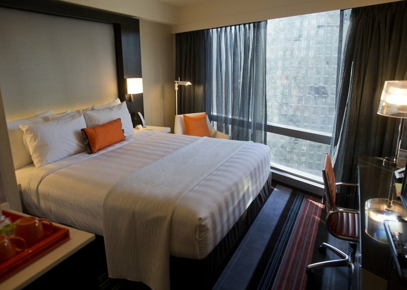 COVID costing Chicago hotels $2.2 billion this year
