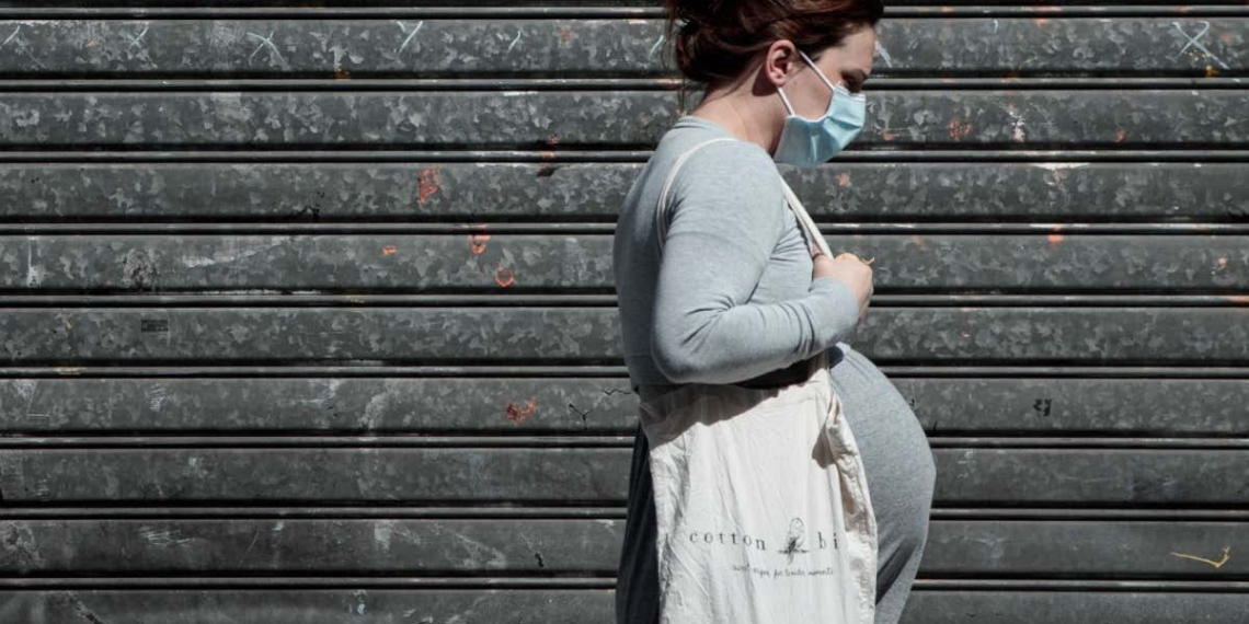 Covid 19 news Concern over critically ill unvaccinated pregnant women - Travel News, Insights & Resources.