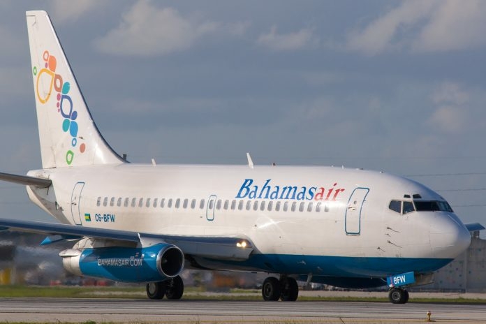 Bahamasair 737 200 in Miami 696x464 - Travel News, Insights & Resources.