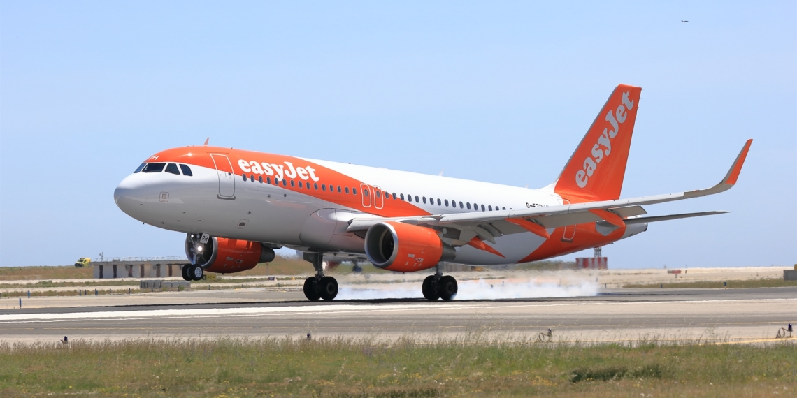 EasyJet is Going On a Hiring Spree for Cabin Crew - Travel News, Insights & Resources.