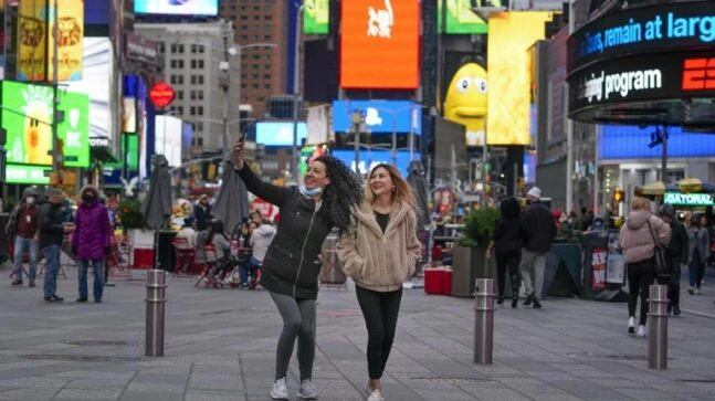 Times Square hopes to regain luster as tourists tricle back - Travel News, Insights & Resources.