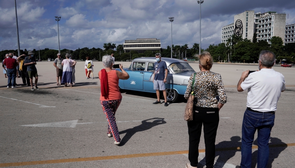 Tourists trickle in to Cuba following pandemic slumber - Travel News, Insights & Resources.