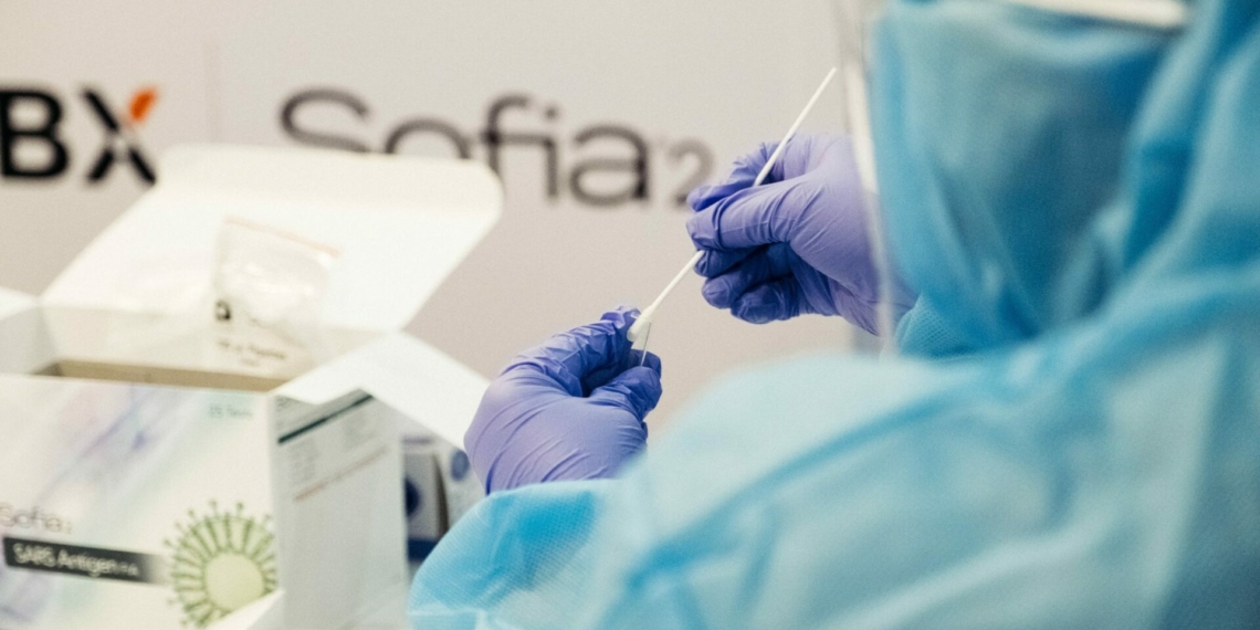 Qatar opens new laboratory to process more PCR tests - Travel News, Insights & Resources.