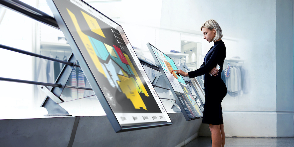 What retail can learn from transportation about digital displays