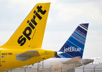 JetBlue launches hostile takeover for Spirit - Travel News, Insights & Resources.