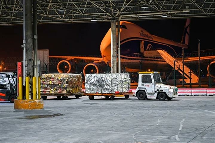 Shanghai Pudong Airports Cargo Mail Handling Capacity Rises as 8000 - Travel News, Insights & Resources.