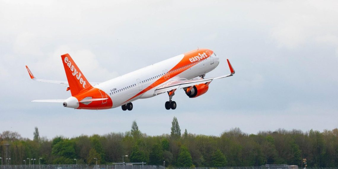 1655969225 Gatwick Airport All the cancelled easyJet British Airways and Wizz - Travel News, Insights & Resources.