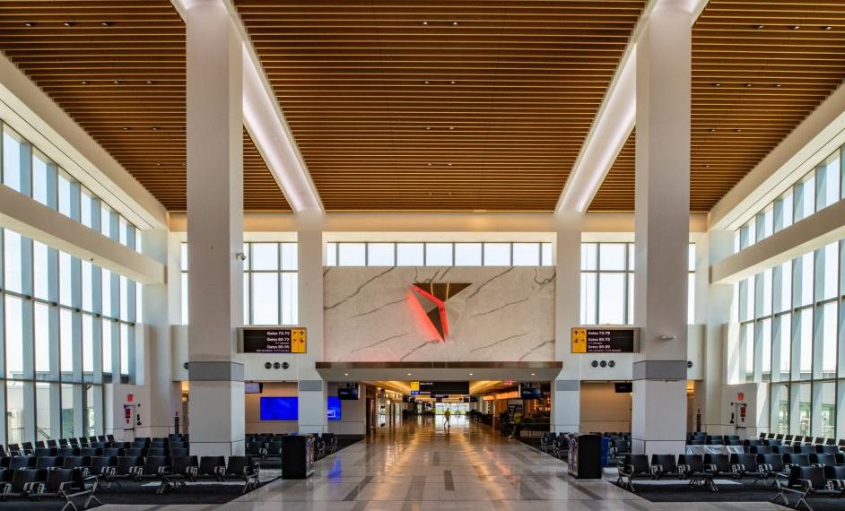 Delta debuts dazzling Terminal C facility at New Yorks LaGuardia - Travel News, Insights & Resources.