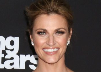 Erin Andrews Rips Delta Air Lines Over Flight Cancellations - Travel News, Insights & Resources.