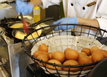 Hatten Hotels Commits to Source Only Cage Free Eggs by 2025 - Travel News, Insights & Resources.