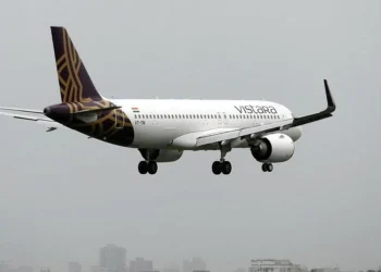Passenger on Vistaras Delhi London flight handed to cops for ‘unruly - Travel News, Insights & Resources.