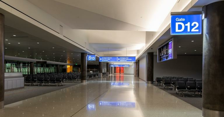 Phoenix Sky Harbor Airport opens 310m concourse at T4 - Travel News, Insights & Resources.