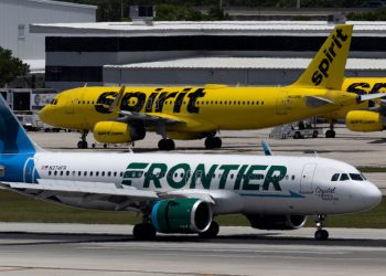 Spirit delays vote on merger with Frontier as bidding war - Travel News, Insights & Resources.