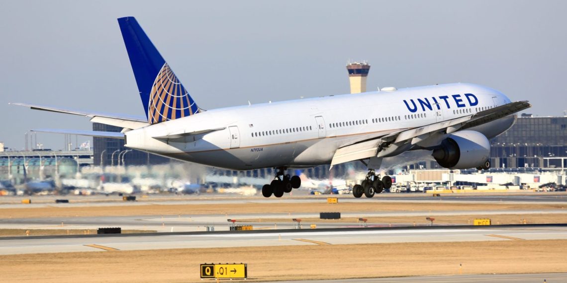 United Airlines Teams Up With Impossible Foods to Offer In Flight - Travel News, Insights & Resources.