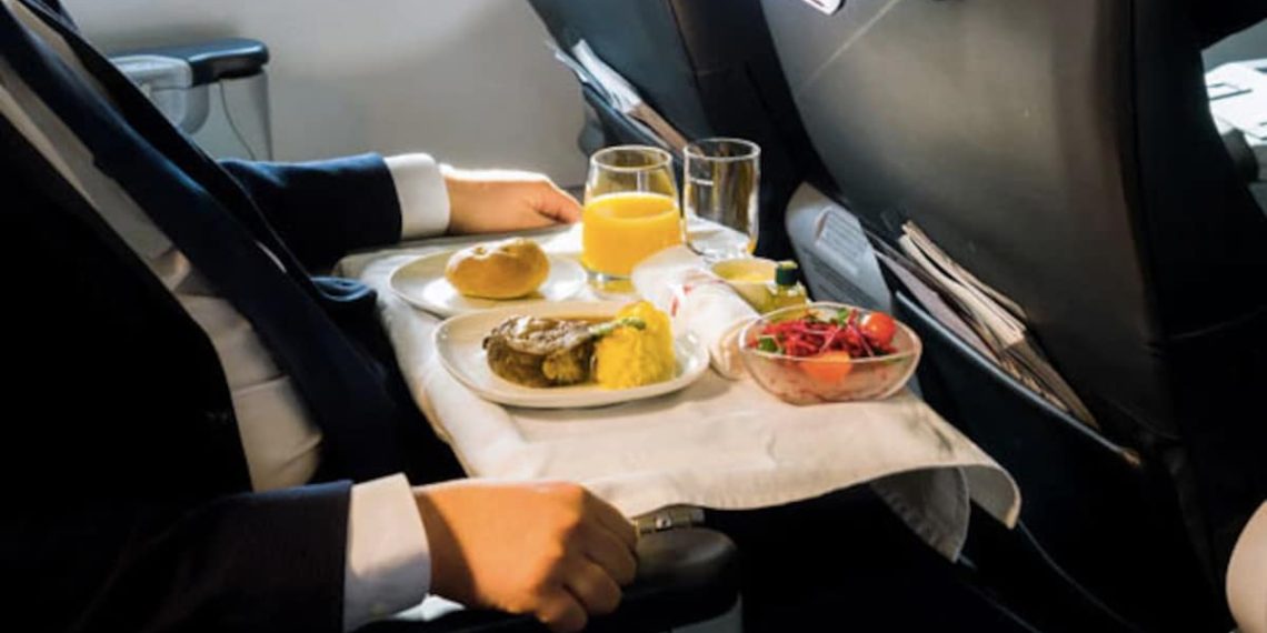 Vistara Airline Offers Healthy Food Options To Business Class Passengers - Travel News, Insights & Resources.