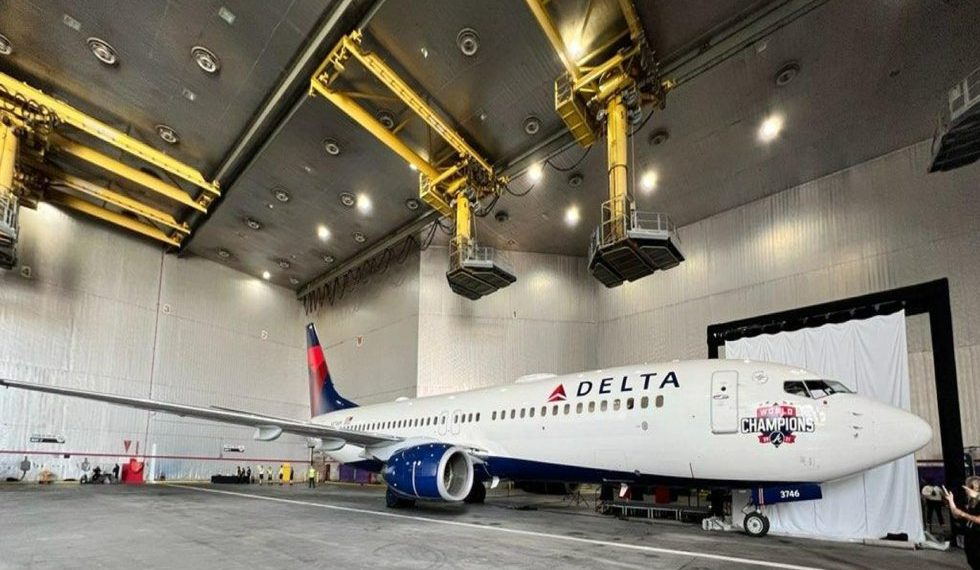 Delta dedicates new plane to World Series champion Atlanta Braves - Travel News, Insights & Resources.