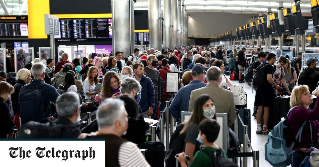 Fresh misery for Heathrow passengers as workers announce three day strike - Travel News, Insights & Resources.