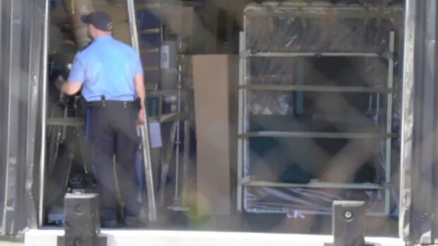 Movers arrested after investigation Air Canada cancels dozens of daily - Travel News, Insights & Resources.