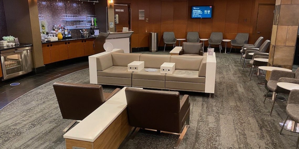 About That Viral Delta Sky Club Tweet - Travel News, Insights & Resources.