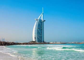 Dubai hits tourism milestone welcomes over 7 million visitors in - Travel News, Insights & Resources.