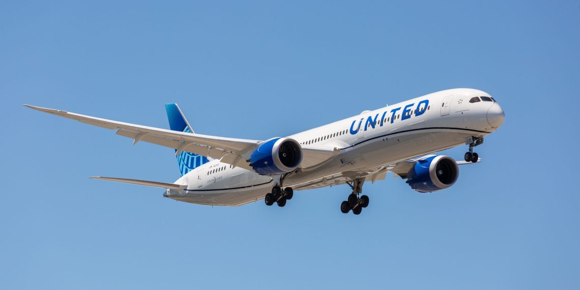 United Airlines Diverts Newark Bound Flight to Iceland For a - Travel News, Insights & Resources.