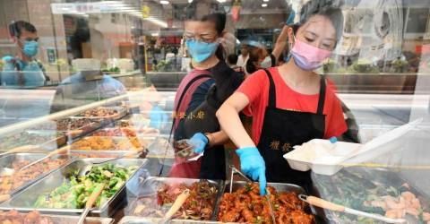 Cheap mealboxes a taste of Hong Kongs economic woes - Travel News, Insights & Resources.