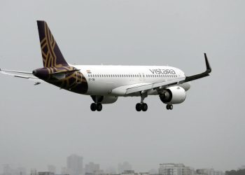 Delhi Mumbai Vistara flight returns midway after whistling sound in Boeing - Travel News, Insights & Resources.