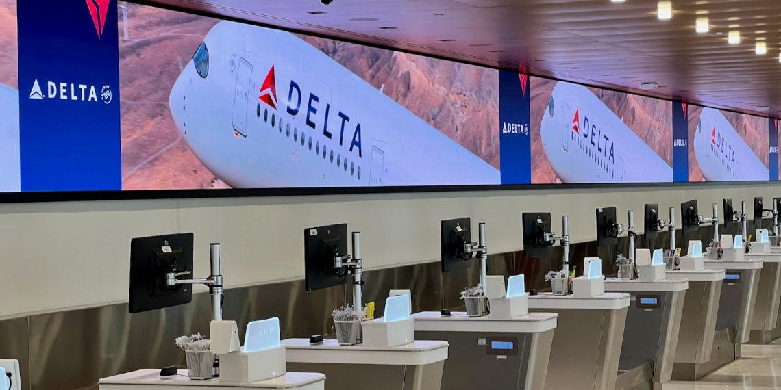 Delta will soon let you redeem miles for bag fees - Travel News, Insights & Resources.