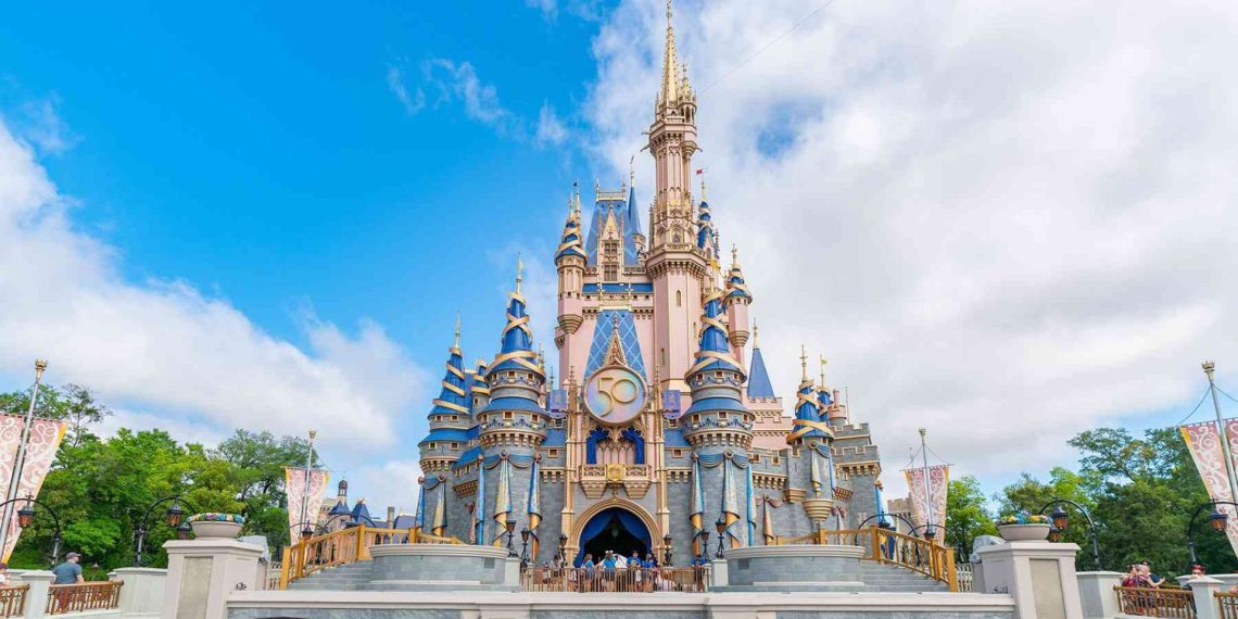 Disney World Vs Universal Orlando What To Know About Floridas - Travel News, Insights & Resources.