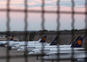 Lufthansa Cancels Hundreds of Flights as Pilots Strike Over Pay.co - Travel News, Insights & Resources.