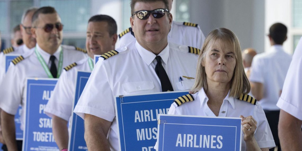 Why pilots are protesting at airports before Labor Day weekend - Travel News, Insights & Resources.