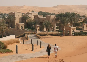 Immersive Video Invites Travelers to Explore Abu Dhabi Expedia.webp - Travel News, Insights & Resources.