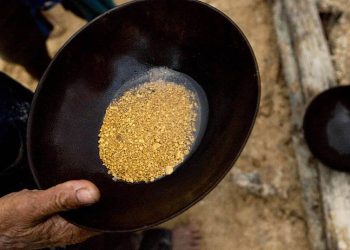 Mining companies operating in Zimbabwe to pay in commodities and - Travel News, Insights & Resources.