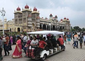 Mysuru Hotels lodges see cent per cent occupancy in cultural - Travel News, Insights & Resources.