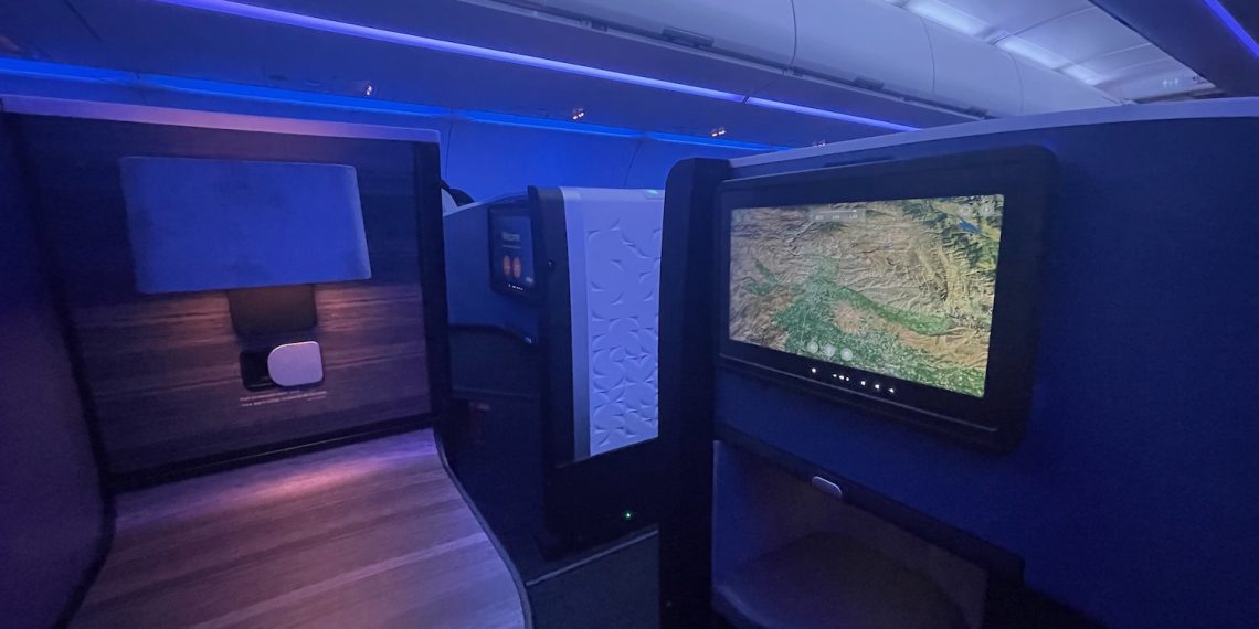Review JetBlue A321LD Mint Business Class Boston Los Angeles - Travel News, Insights & Resources.