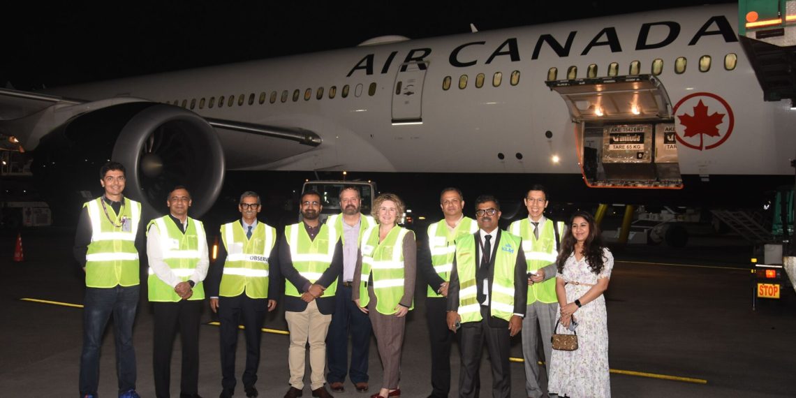 1668391512 Air Canada resumes daily seasonal service between Mumbai and Toronto - Travel News, Insights & Resources.
