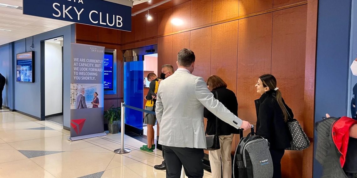 Delta now offers priority boarding at Sky Clubs to skip - Travel News, Insights & Resources.