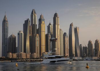 Dubais non oil sector adds jobs as business activity expands in - Travel News, Insights & Resources.