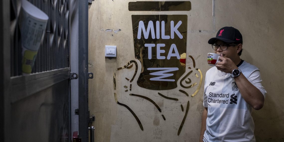 Hong Kong emigres crave taste of milk tea from home - Travel News, Insights & Resources.