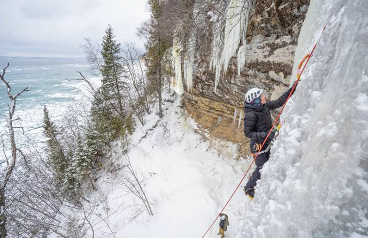Rock climbing: UP in the center of growing fad in ‘flat’ Michigan