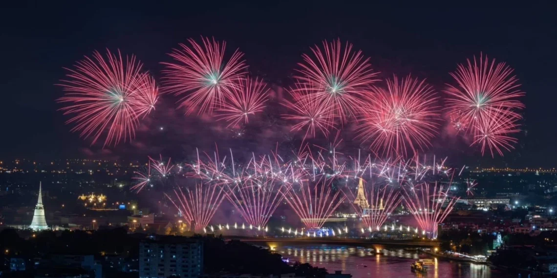 TAT adds fireworks shows at two locations to welcome Apec.webp - Travel News, Insights & Resources.