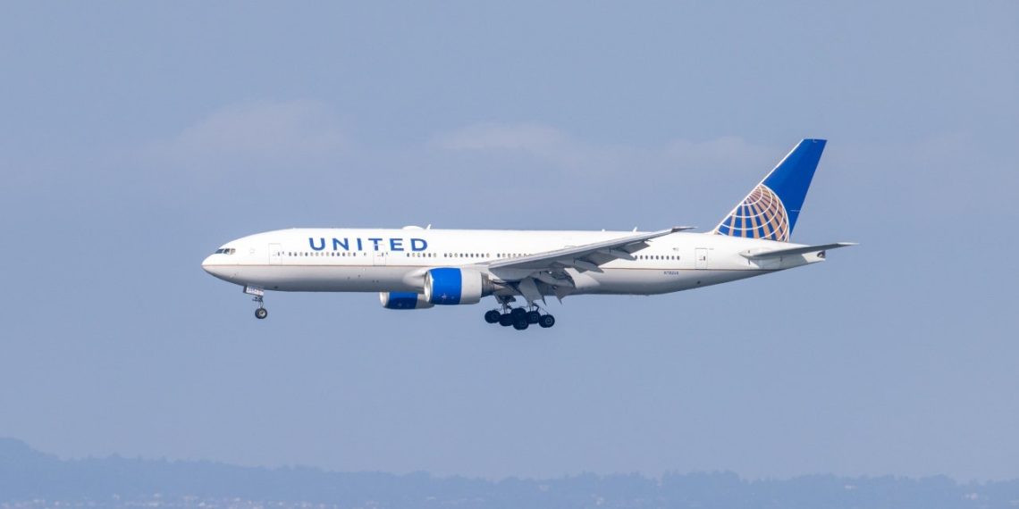 Thanksgiving travel United Airlines expects busiest day since start of - Travel News, Insights & Resources.