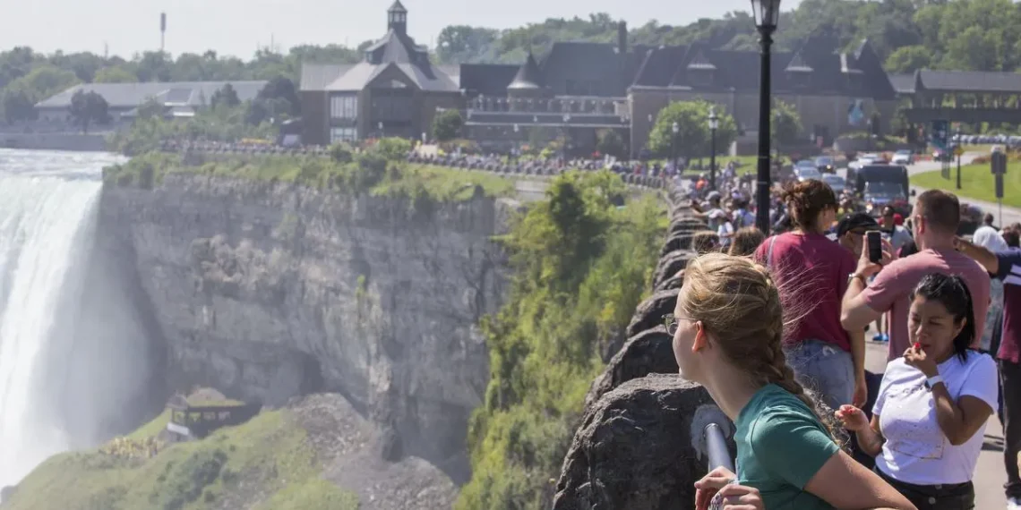 Tourism: Many Niagara Falls residents have grievances about their city’s No. 1 industry