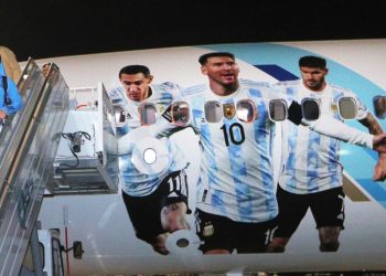 flydubai introduces two new aircraft with special Argentina national football - Travel News, Insights & Resources.