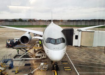 Flight review Qatar Airways A350 900 business class – Business Traveller - Travel News, Insights & Resources.