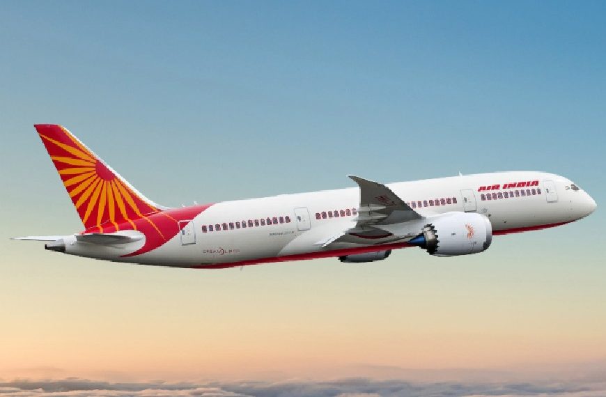 Tata Sons announces Air India Vistara merger - Travel News, Insights & Resources.
